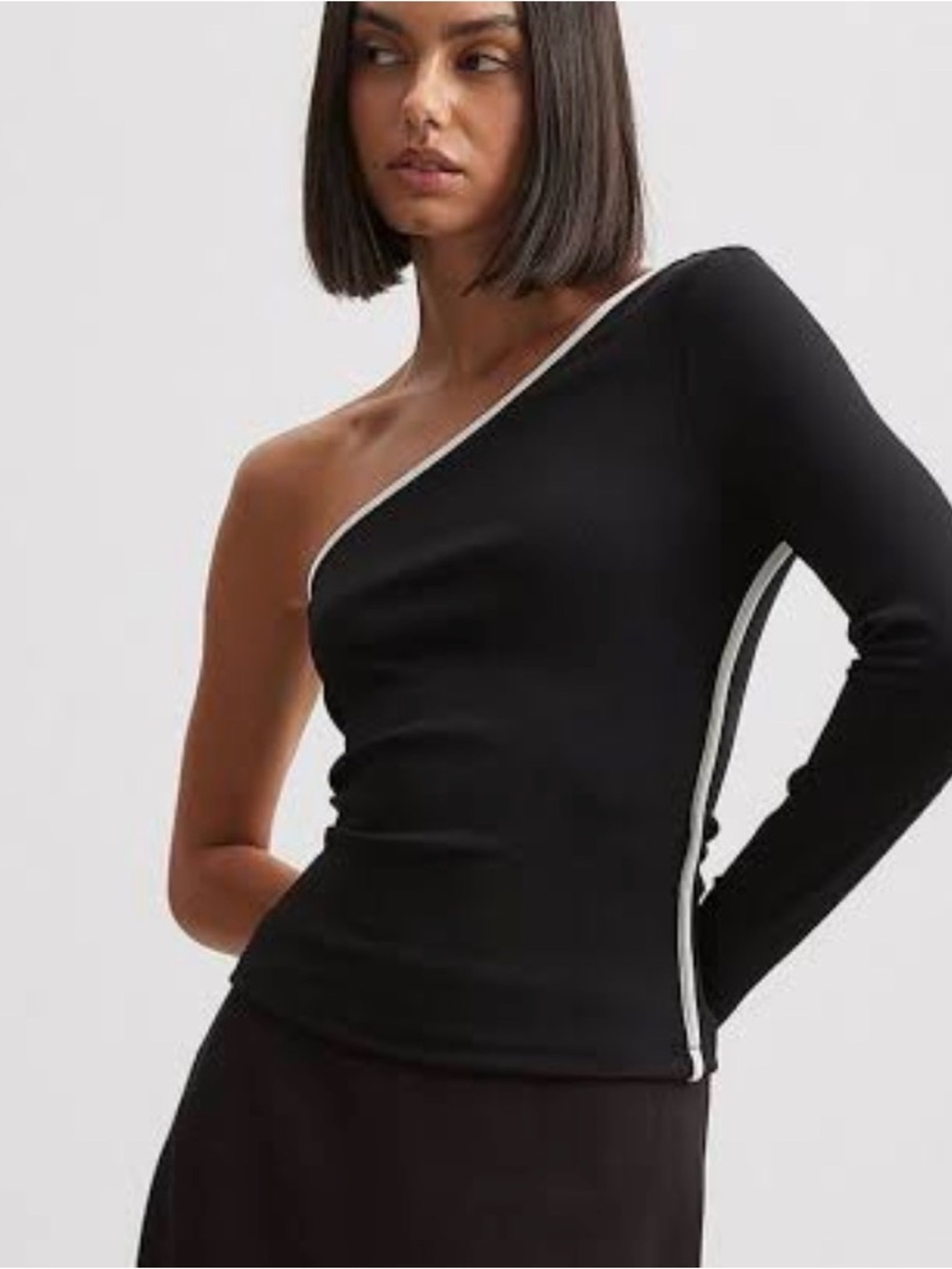 One-Shoulder Black Knit Top with Contrast Piping